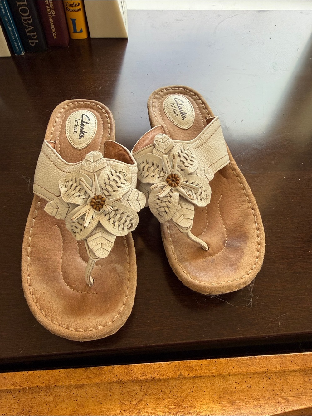 Clarks Women's Beige Floral Leather Thong Sandals